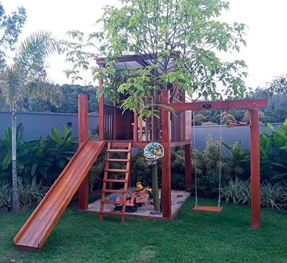 Playground integrado ao jardim